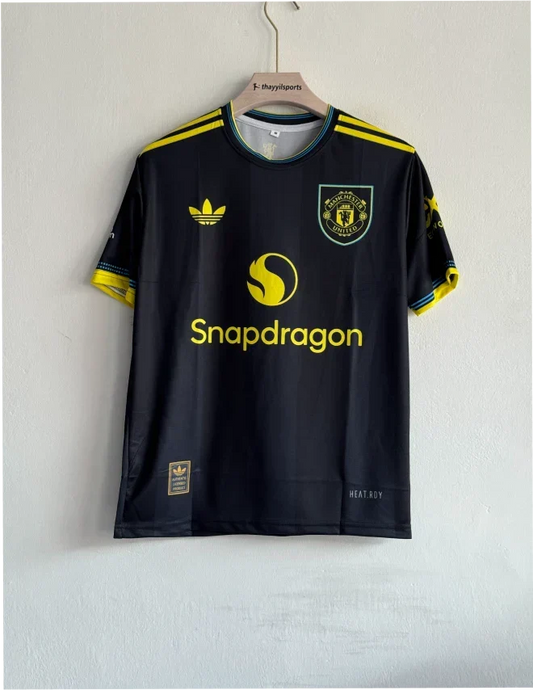 MANCHESTER UNITED 25-26 THIRD KIT SESKO