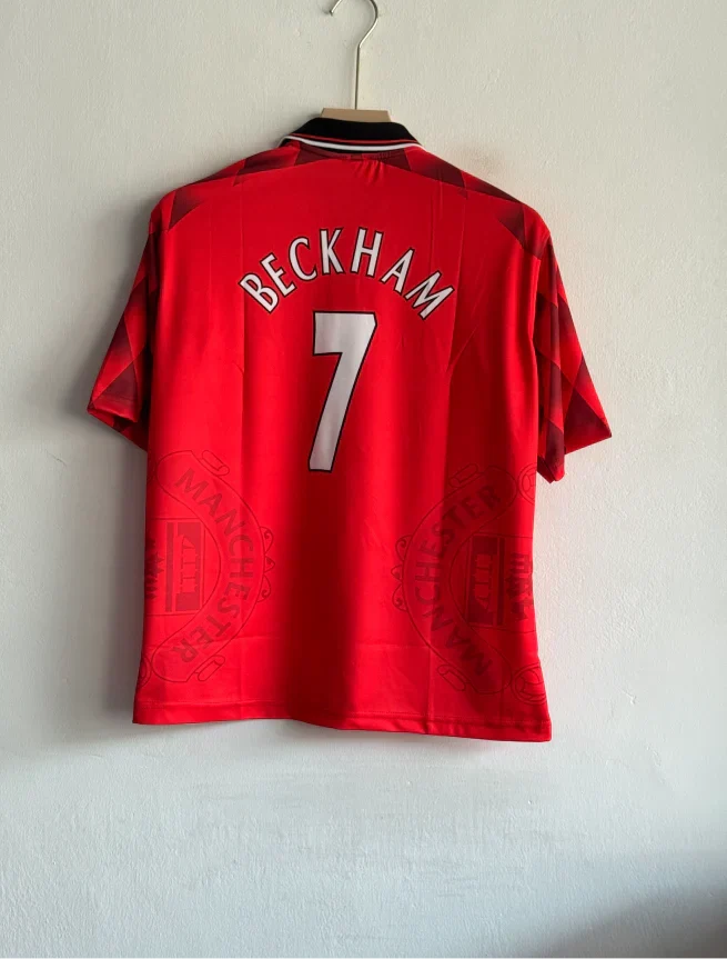 MANCHESTER UNITED 1996-97 HOME KIT BECKHAM FIVESLEEVE POLO