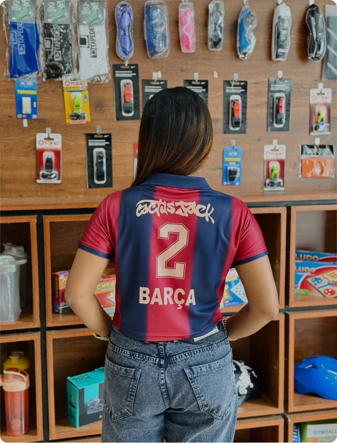 CROP TOP BARCELONA X TRAVIS SCOTT SPECIAL KIT POLO